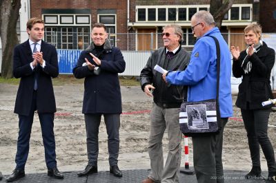 Startsein vervangen kademuren en sluisdeuren Kolksluis van Spaarndam