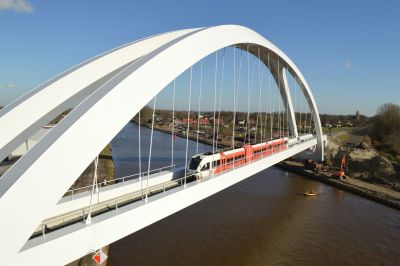 Waterbouwkundige constructies Spoorbrug Zuidhorn