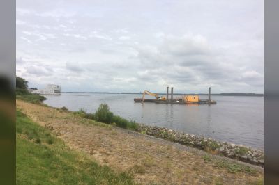 Inrichting vaargeul en golfbreker Gooimeer