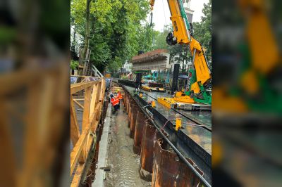 DUIK OP 8 JUNI IN DE WERELD VAN BEENS TIJDENS DE DAG VAN DE BOUW