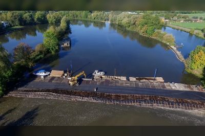 Baggerwerk ‘t Slijk langs de Vecht in Maarssen