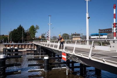 Alkmaar weer blij met Victoriebrug