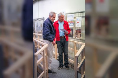 DUIK OP 8 JUNI IN DE WERELD VAN BEENS TIJDENS DE DAG VAN DE BOUW