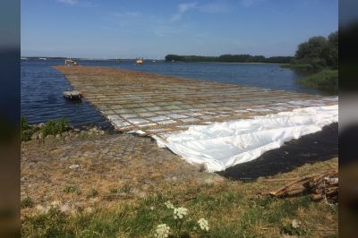 Inrichting vaargeul en golfbreker Gooimeer