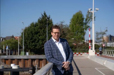 Alkmaar weer blij met Victoriebrug