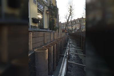 DUIK OP 8 JUNI IN DE WERELD VAN BEENS TIJDENS DE DAG VAN DE BOUW