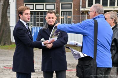 Startsein vervangen kademuren en sluisdeuren Kolksluis van Spaarndam