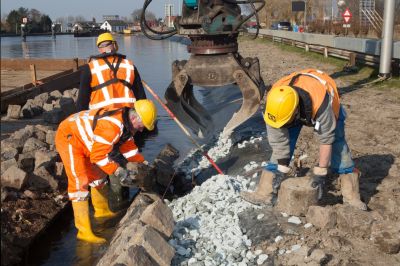 Oeverconstructie en baggeronderhoud de Gouwe Gouda