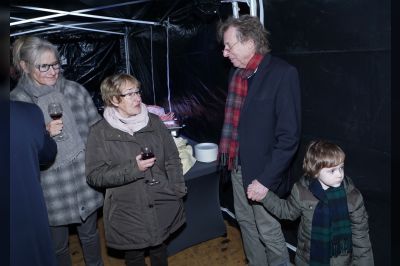 Gezellige borrel voor bewoners Wolwevershaven