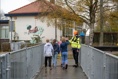 Vervangen kademuur in Ossenzijl