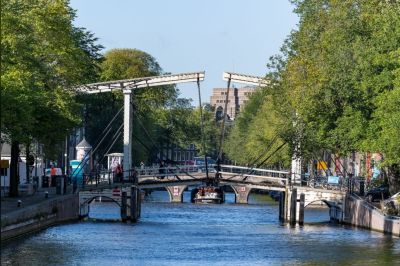Herstel kademuren Herengracht Amsterdam