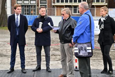 Startsein vervangen kademuren en sluisdeuren Kolksluis van Spaarndam