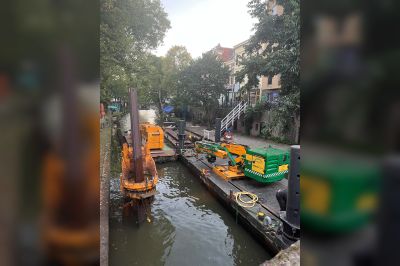 DUIK OP 8 JUNI IN DE WERELD VAN BEENS TIJDENS DE DAG VAN DE BOUW