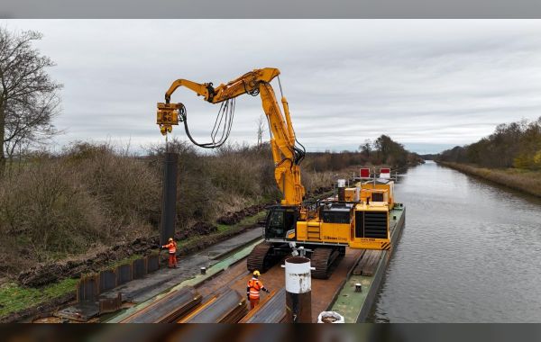 Nieuwe Hitachi ZX490-7 op maat gebouwd voor Beens Groep