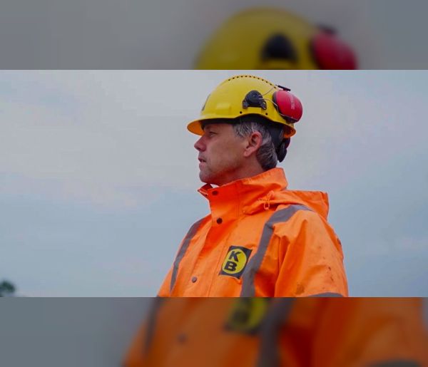 Materieel in beeld: Zandsproeien is vakwerk met precisie