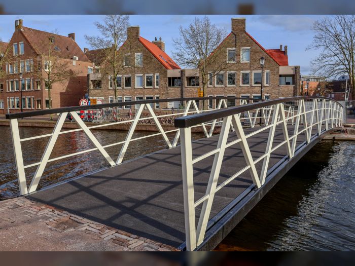 Nieuwe loopbrug Meppel - Beens Groep