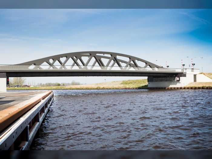 Rondweg en onderbouw Tafelbrug Aduard - Beens Groep