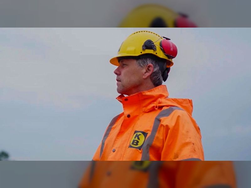 Materieel in beeld: Zandsproeien is vakwerk met precisie