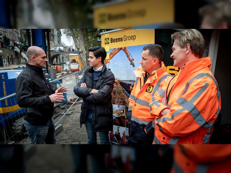 Vernieuwing lage walmuren Oudegracht Utrecht